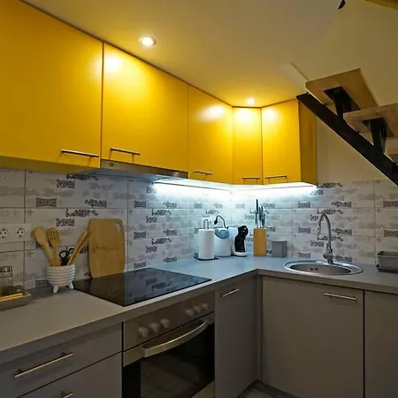 Amber * بودابست
